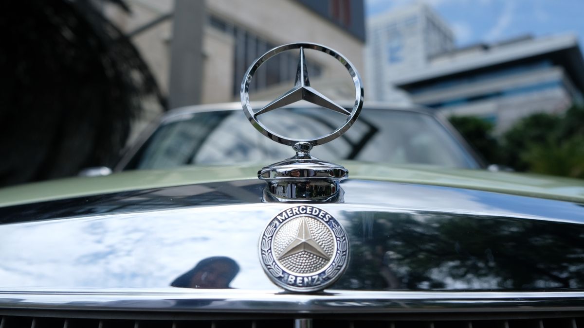 The Long History Of Mercedes Benz To Indonesia