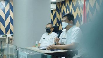 鲍比·纳苏提恩（Bobby Nasution）向警方寻求TNI的帮助：无论如何，在这个开斋节之前，我们在棉兰与暴徒作斗争