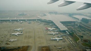 香港国際空港はラガサ台風のため36時間閉鎖されます