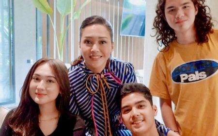 Bertemu Langsung Kekasih Al Ghazali, Maia Estianty Puji Kecantikan Laura Moane