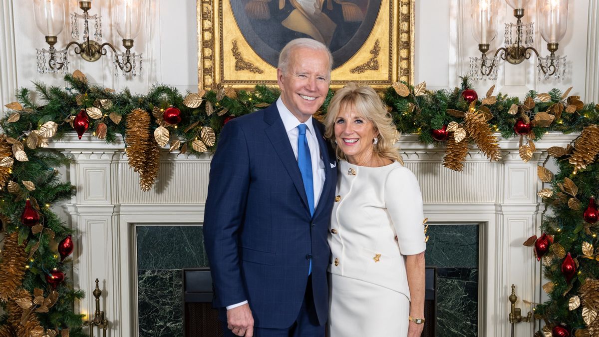 President Joe Biden Praises Deal Between 5G Network Provider And Aviation Representative