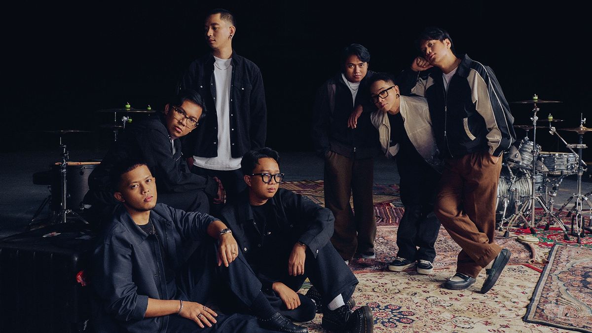 For Revenge x Stand Here Alone Sugger Apik Nan Enerjik Collaboration, For You Are Here (UKYDS)