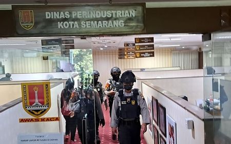 KPK Lanjut Geledah Sejumlah Kantor OPD Semarang di Gedung Pandanaran