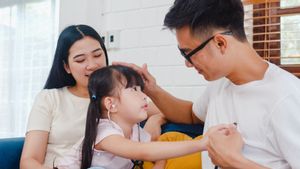 10 Prinsip Positif Parenting yang Berpotensi Meminimalisir Stres pada Anak
