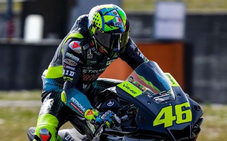 Valentino Rossi Analogikan Balapan di Sirkuit Silverstone Ibarat Berhubungan Seks