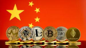 Former Chinese Financial Official: Cryptocurrencies Must Be Regulated With Proper Regulations, Not Banned