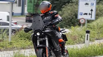 KTM 试验 990 SMT 秘密,这是具体估计