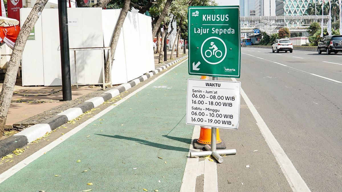 スディルマン・タムリン自転車ルートはほぼ完了し、リザ副知事はDKIの住民に交通の規律を思い出させる