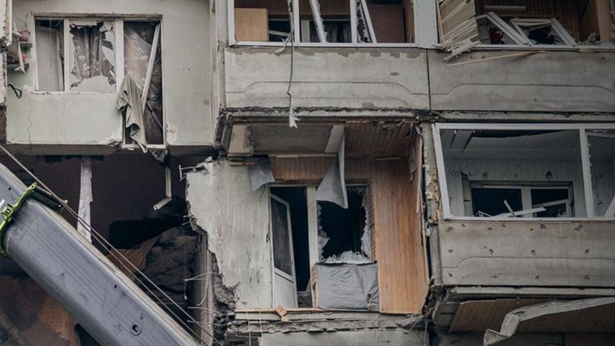 3 People Died In Sumy Ukraine Due To Russian Guided Bomb Attack