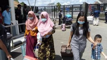 Pekerja Migran Indonesia Korban KDRT di Malaysia Dipulangkan Melalui PLBN Entikong