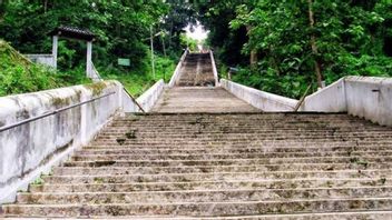 17世紀から存在しています!以下は、ピジャミタンの歴史です。イモグリ マタラム王の墓地複合体 ブキット・メラク