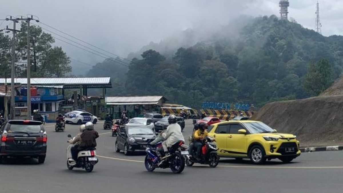 Usai Gusur PKL, Kawasan Puncak Diusulkan Pasang Pagar Pengaman hingga Pelebaran Jalan