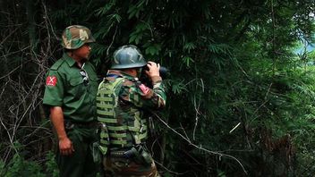 缅甸军方媒体指责该武装民族组织杀害25名工人并绑架47人