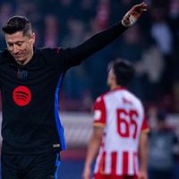 Lewandowski Cetak Brace, Barcelona Hancurkan Crvena Zvezda di Liga Champions