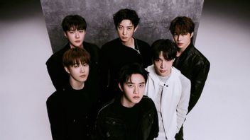 EXO Holds EXhOrizon Solo Concert in Jakarta, June 7