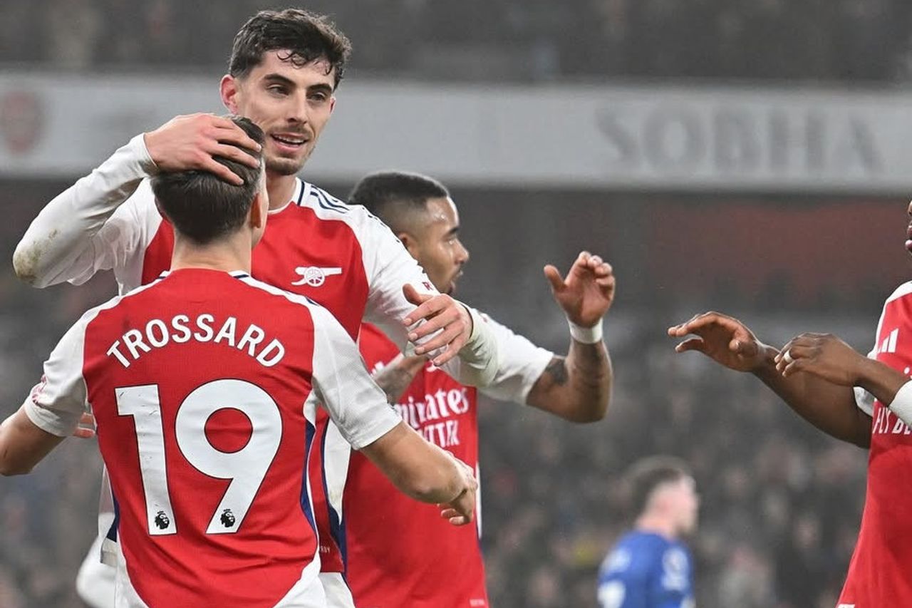 Difficult For Arsenal Waiting For Liverpool To Slip