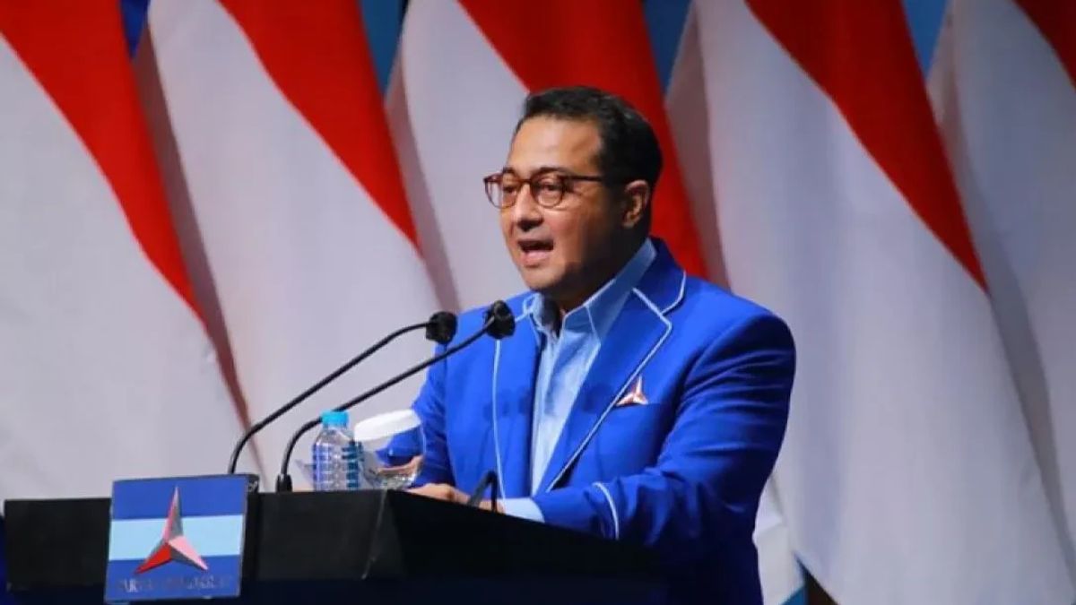 Feeling Betrayed, Democrats Will Lower Billboards With Anies Baswedan's Picture