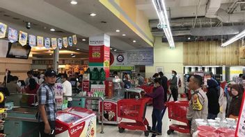 PPKM Diperpanjang, Jam Operasional UMKM Hingga <i>Supermarket</i> di Level 2 Dilonggarkan Hingga Pukul 22.00