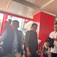    Polda Kepri-Bea Cukai Gagalkan Penyelundupan 100 Koli Balpres