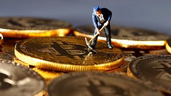 Calculating Bitcoin Mining And Gold Industry Costs, Which Is The Most Wasteful?