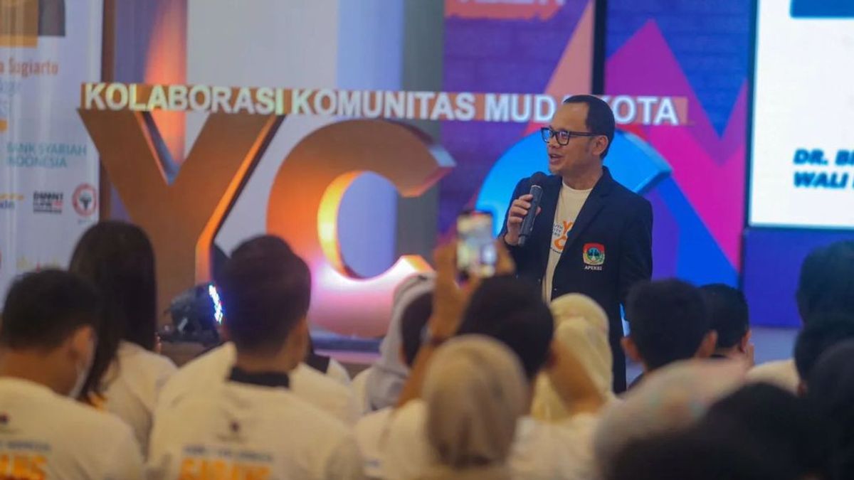 インドネシアの市長は中央政府の指示を実行する用意があるが、地方首長の権限を「割礼」してはならない