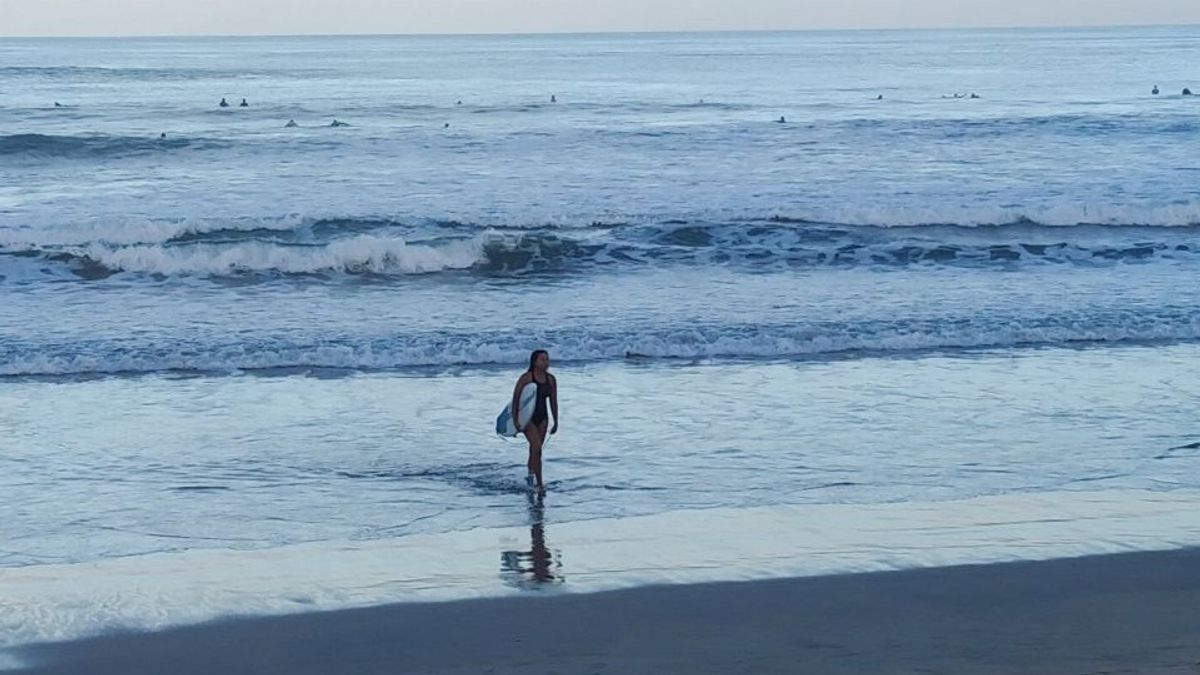 BMKG met en garde contre la menace de inondations Rob sur la côte de Bali