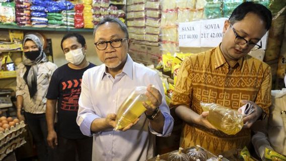 Indonesian Chamber Of Commerce And Industry's Hope For Trade Minister Zulkifli Hasan: Restore Consumer Confidence