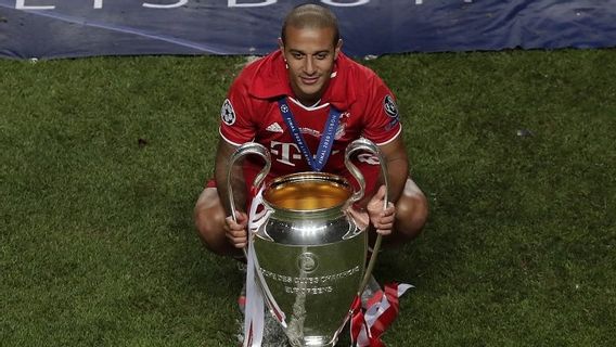 Disebut-sebut Menuju Anfield, Ini Pesan Pamitan Thiago ke Bayern Munich