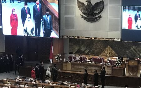 Paripurna DPR Resmi Lantik 5 Anggota PAW, Ini Daftarnya