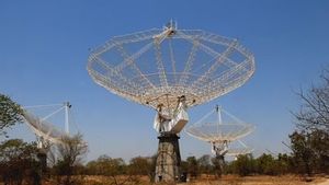 Ilmuwan Tangkap Sinyal Radio Pertama yang Jaraknya 9 Miliar Tahun Cahaya dari Bumi