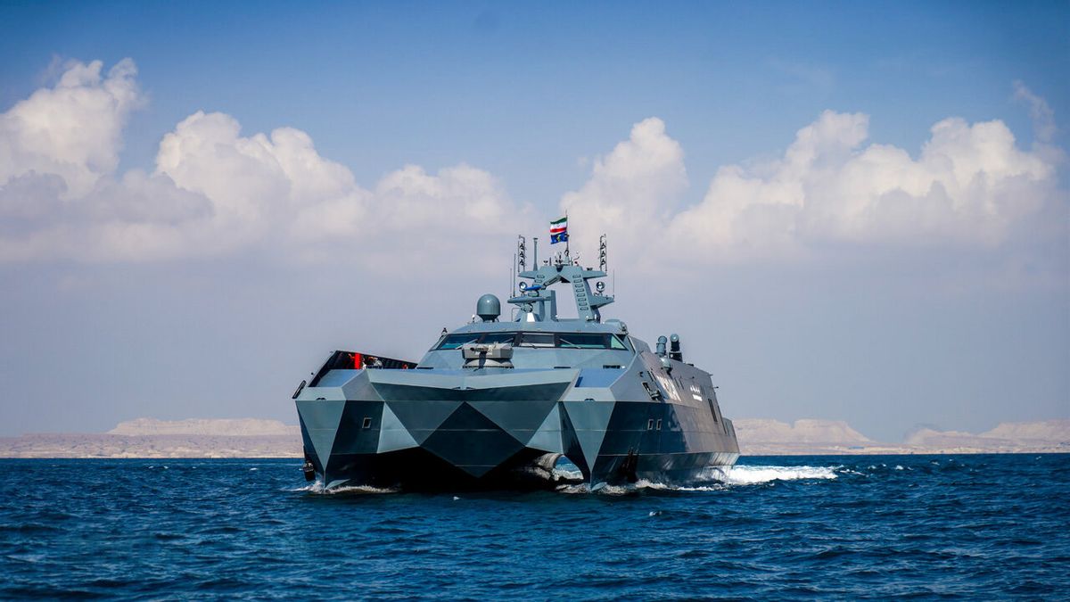 IRGC 해군, 호르무즈 해협이 미국과 이스라엘에게 다시는 그렇지 않을 것이라고 경고하다