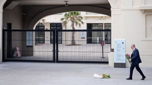 Polisi Australia Ungkap Pelaku Penembakan Massal di Bondi Adalah Ayah-Anak