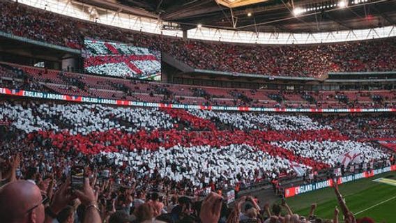 الجوجيت الرائع للمشجعين الصغار لمنتخب إنجلترا الوطني أصبح فيروسيا ، إيه احصل على تذاكر مجانية لمشاهدة نهائي كأس أوروبا للسيدات 2022