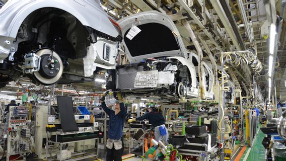 丰田在日本所有工厂中暂停生产