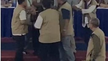 1,5 Heure, l'accès à la salle de réunion des élections est interdit, le secrétaire général de l'HA IPB: Pas de coups, mais de la protestation