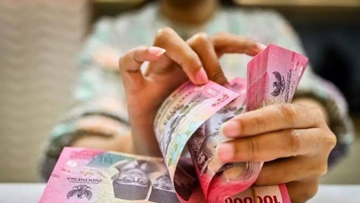 إيلنوسا بوكوكان إيرادات بقيمة 6.9 تريليون روبية إندونيسية في الفصل الدراسي الأول من عام 2025