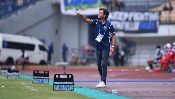 Victory At Persib's Persib Perdana Match, Luis Milla: This Is For Mr. Ajun