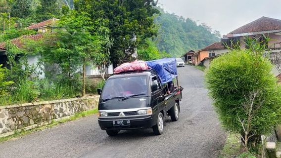 Cianjur South Lineの逆流は急激に減少し、1時間あたり10〜20台 