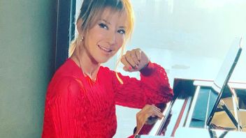 Died Of Suicide Attempt, This Is The Career Of Singer Mulan Coco Lee
