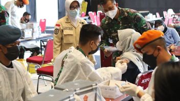 TNI Bersama Walubi Gelar Serbuan Vaksin Ke-2 di JIEXPO Kemayoran