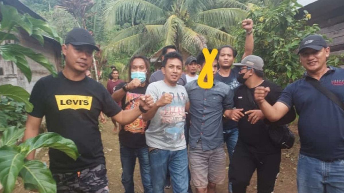 Man In Balangan Stabs The Police While Being Questioned After Neighbour's Persecution, Finally Arrested By The South Kalimantan Tiger Team