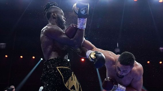 Joseph Parker Buyarkan Mimpi Deontay Wilder untuk Bertemu Anthony Joshua