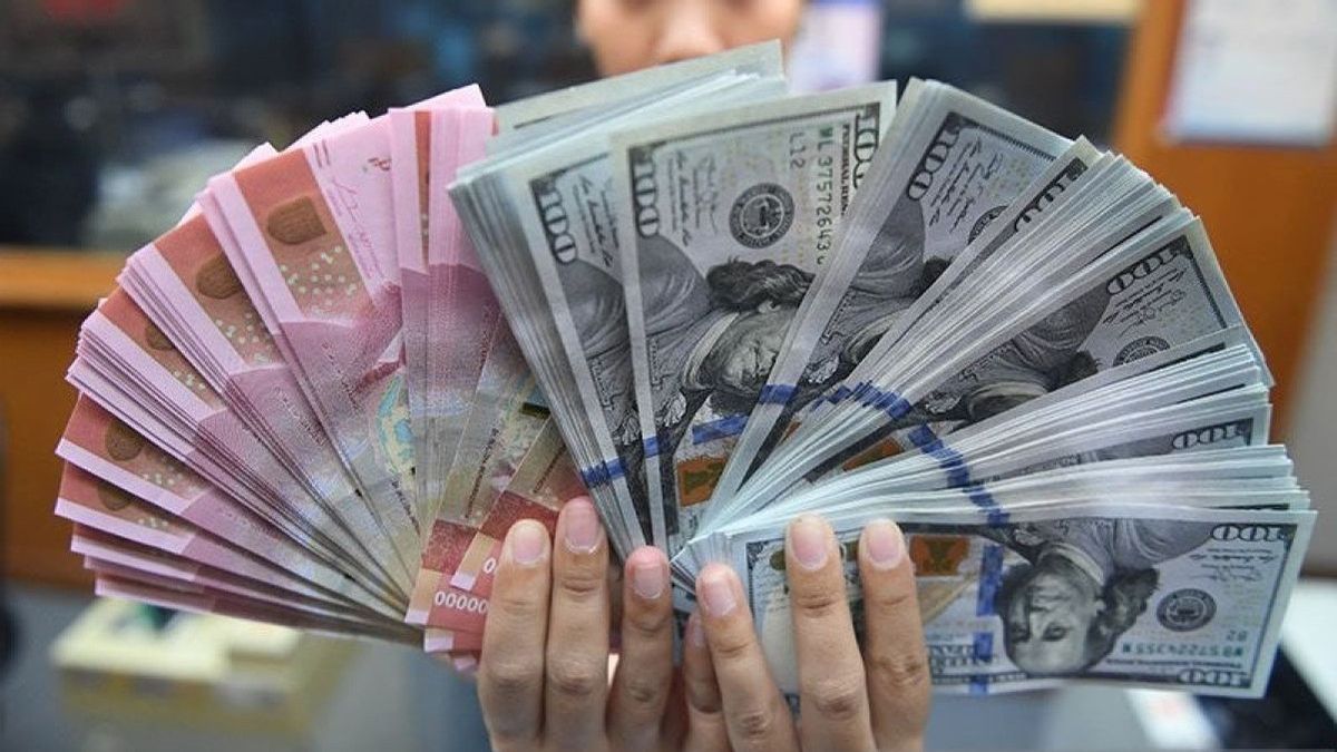 Analyst: Rupiah Has A Chance To Strengthen As SBN Results Are Increasingly Interesting