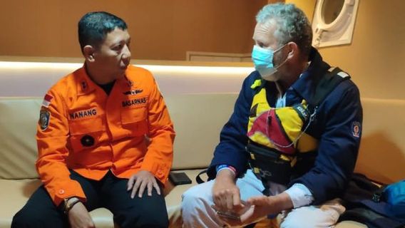 ロンボク海峡へのオーストラリア人のドリフト、SARチームの救助