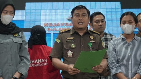 Le bureau du procureur bekuk des fugitifs de trafic de carburant à Makassar