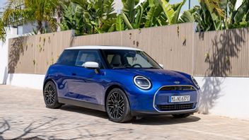 عند وصوله إلى ماليزيا ، سيظهر نسخة Mini Cooper من EV أيضا لأول مرة في GIIAS 2024