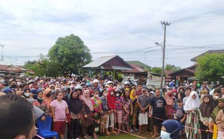 Ricuh saat Ribuan Warga Antre Minyak Goreng di Bengkulu 