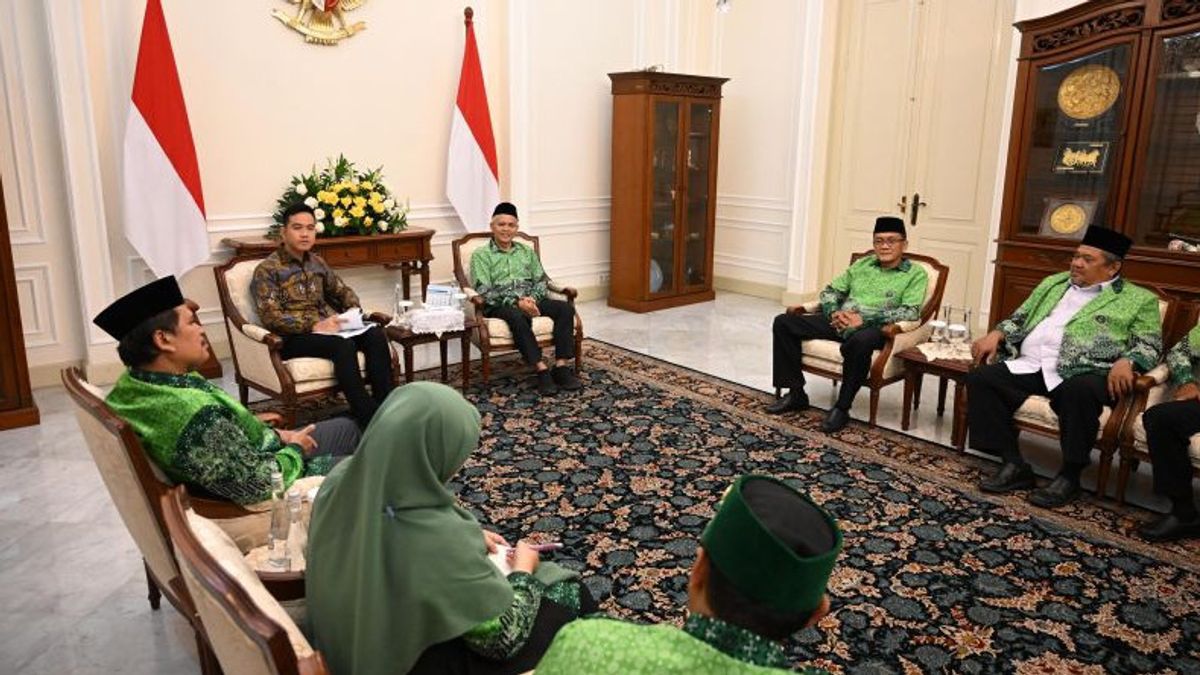 Vice President Discusses Improvement of the Welfare of Madrasah Teachers with PGM