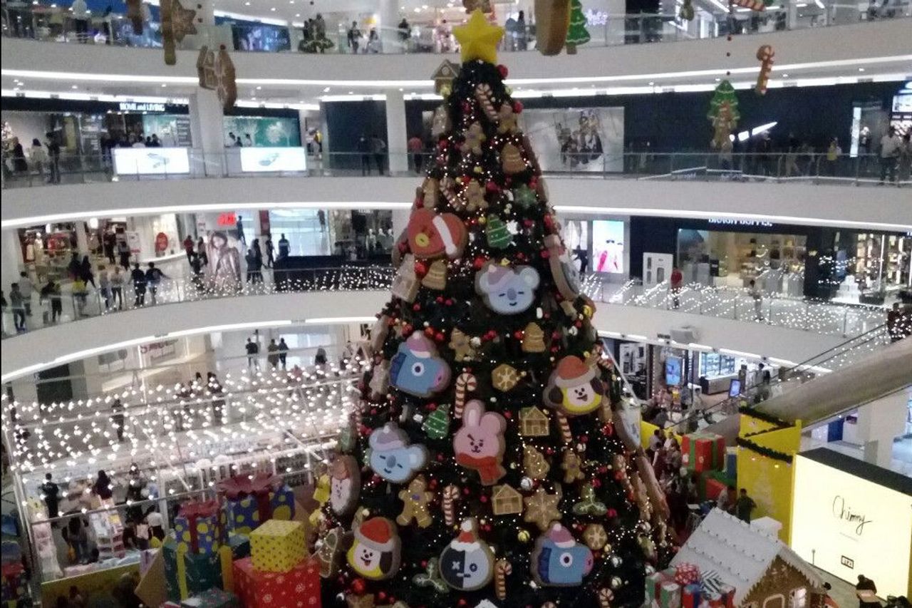 今日の記憶、2014年12月9日:宗教省はクリスマスに先立って宗教的属性の使用を制限しません