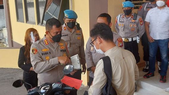 Honda Beat Specialist Motorcycle Thief Arrested By Makassar Police Of East Jakarta